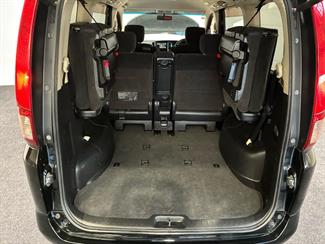 2008 Nissan SERENA - Thumbnail