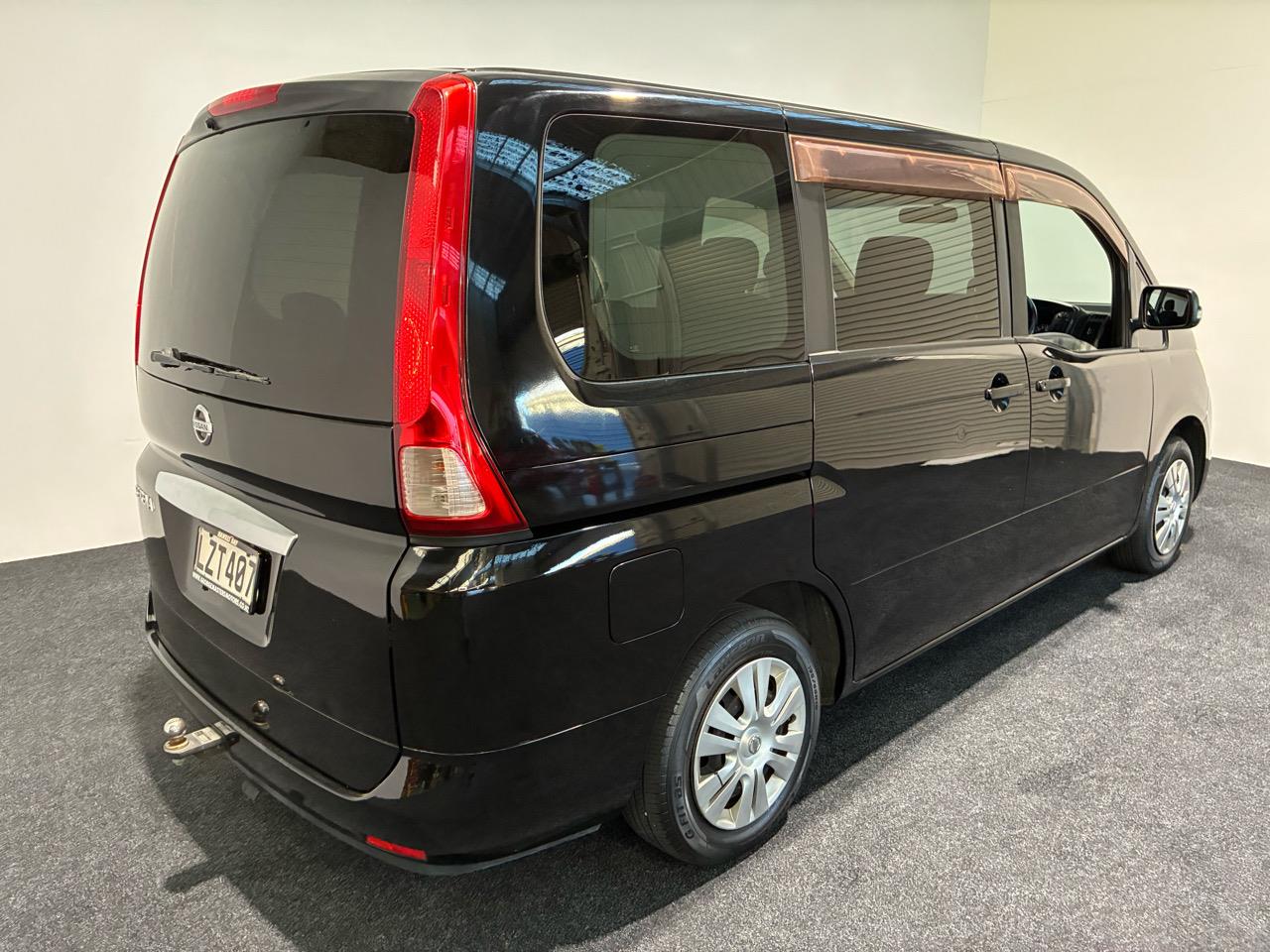 2008 Nissan SERENA