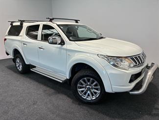 2015 Mitsubishi Triton