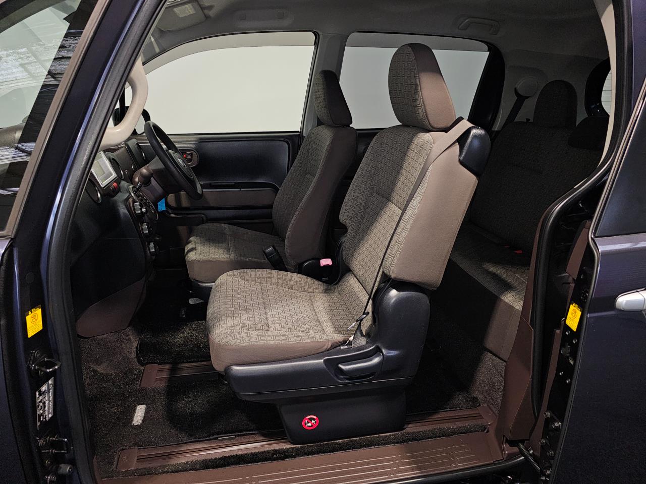 2012 Toyota SPADE