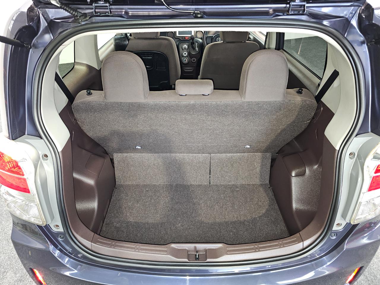 2012 Toyota SPADE