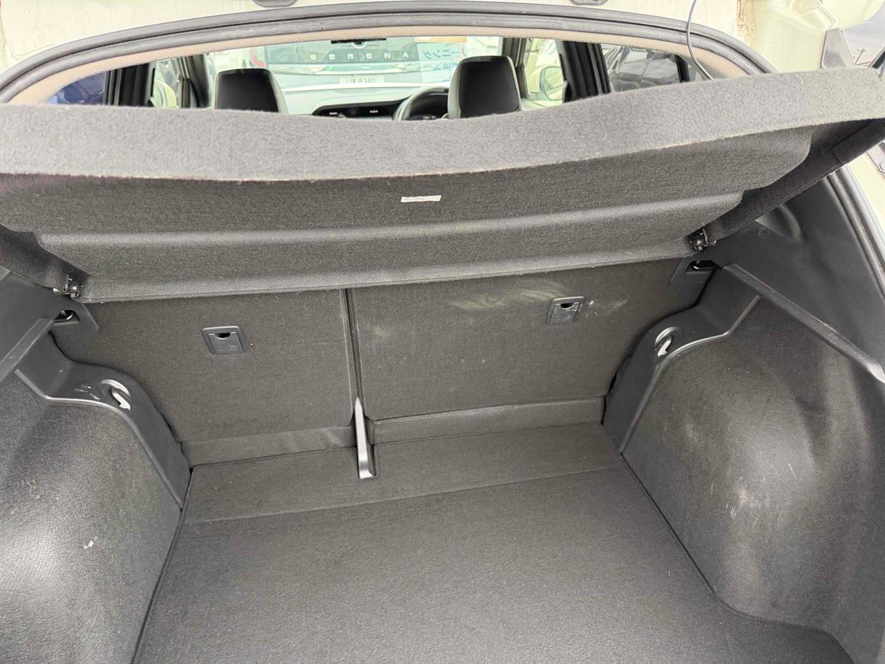 2021 Nissan KICKS