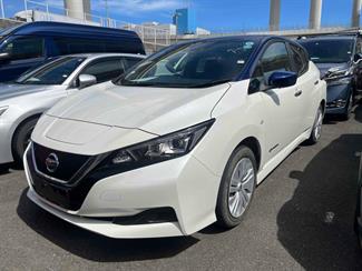 2018 Nissan LEAF - Thumbnail