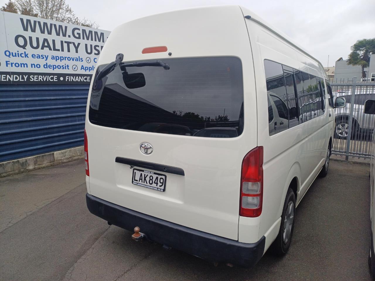 2009 Toyota Hiace