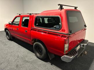 2012 Nissan Navara - Thumbnail