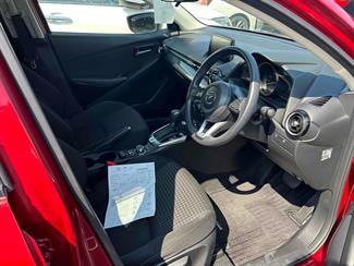 2017 Mazda DEMIO - Thumbnail