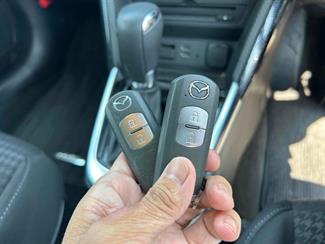 2017 Mazda DEMIO - Thumbnail