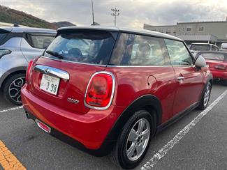 2016 Mini Cooper - Thumbnail