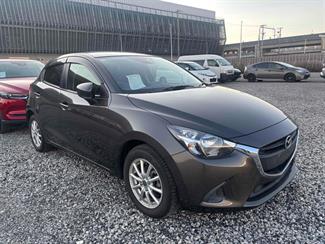 2015 Mazda DEMIO - Thumbnail