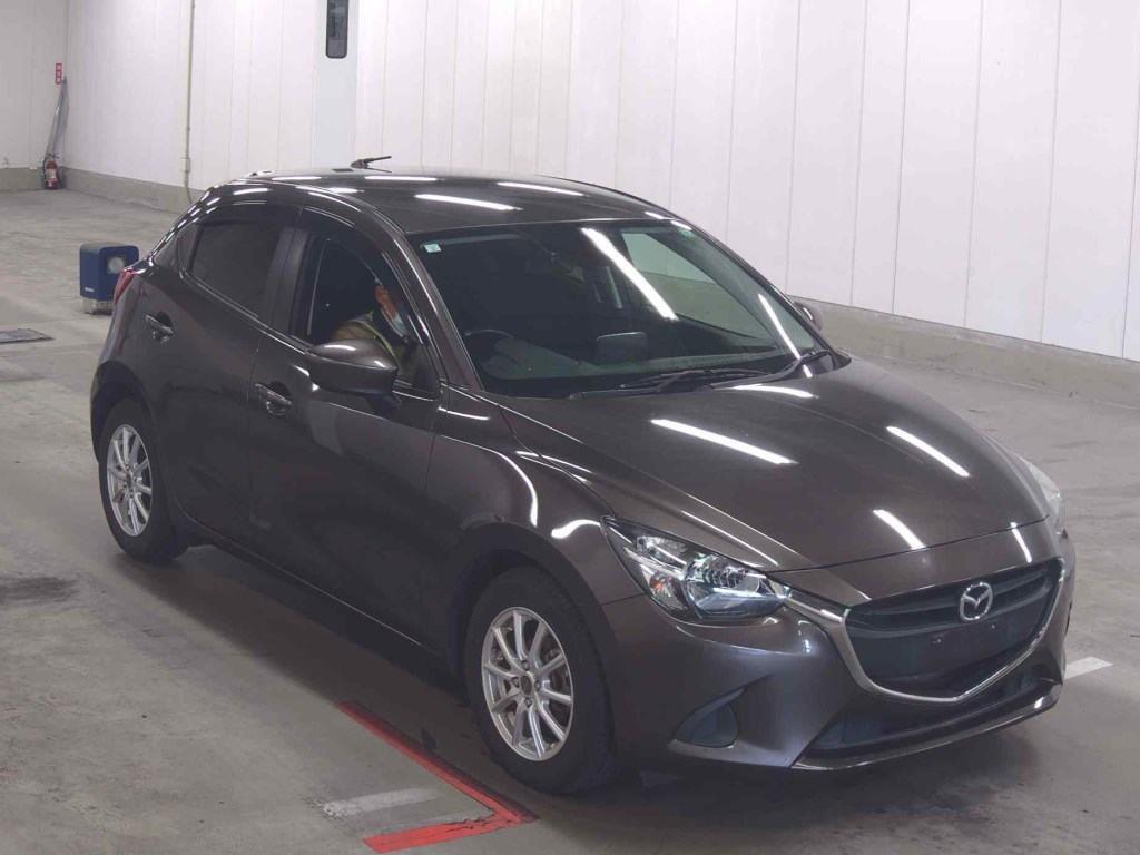 2015 Mazda DEMIO