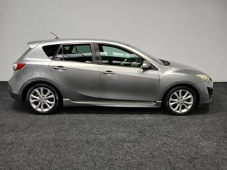 2009 Mazda AXELA - Thumbnail