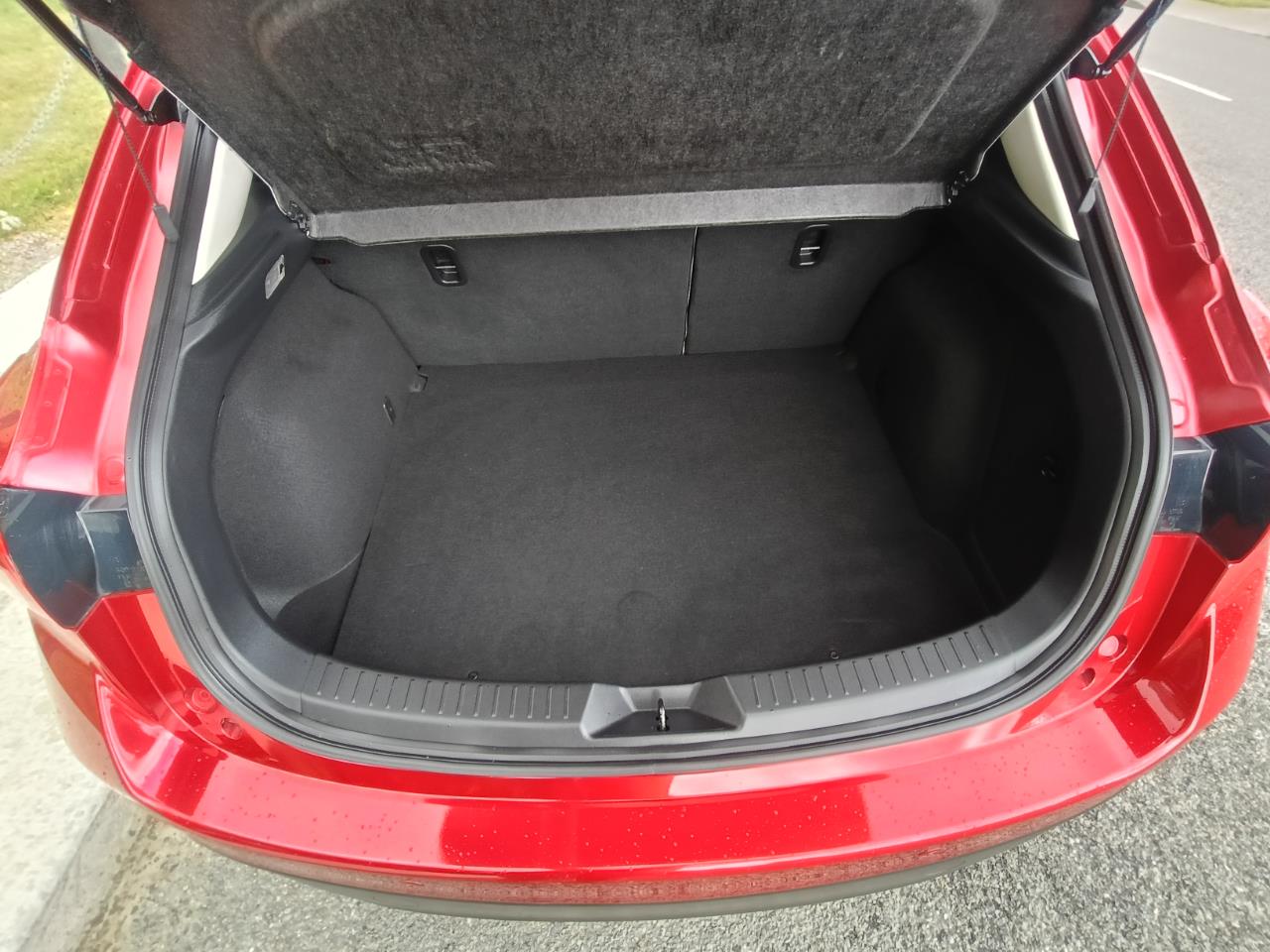 2014 Mazda AXELA