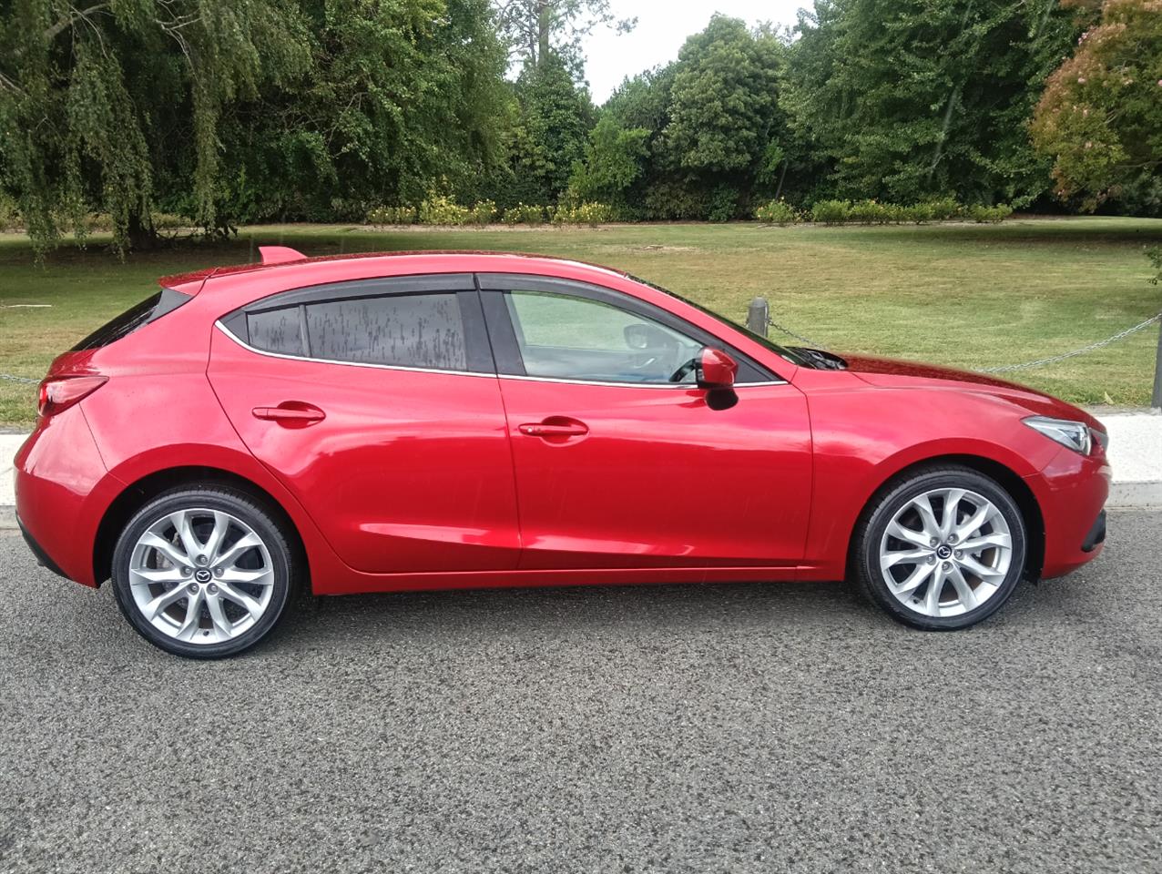 2014 Mazda AXELA