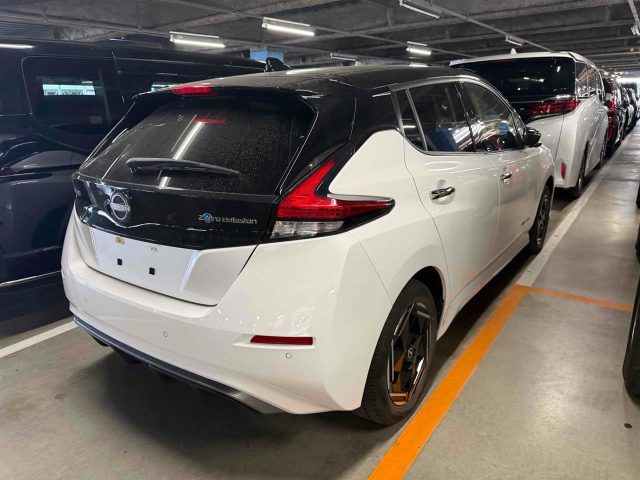 2022 Nissan LEAF