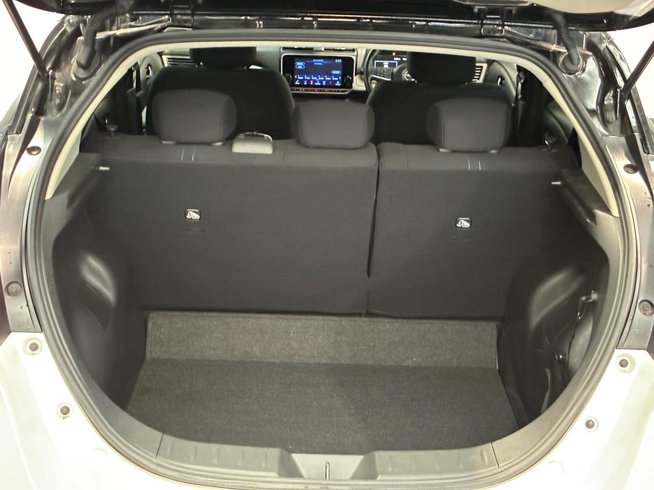 2022 Nissan LEAF