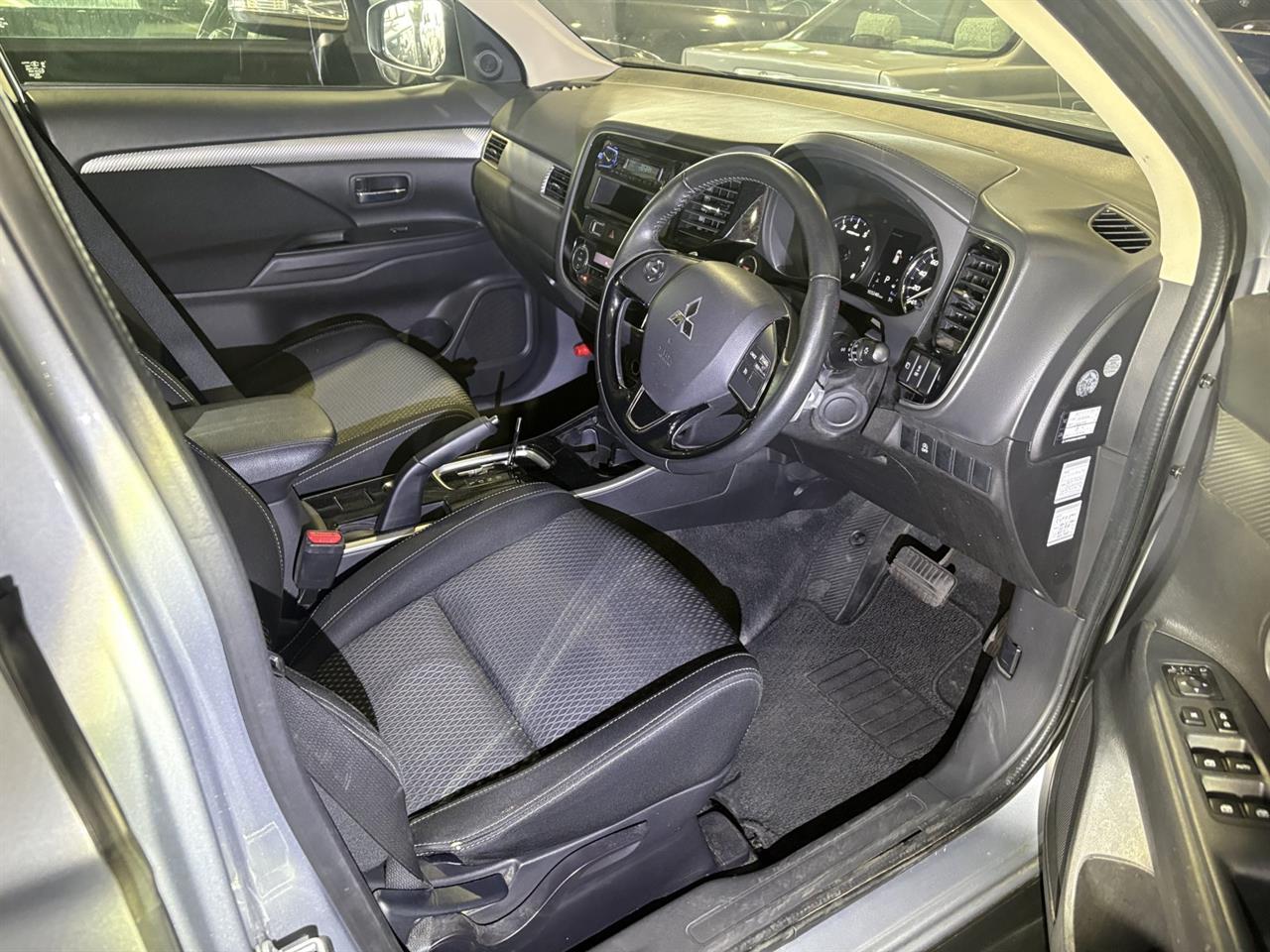 2017 Mitsubishi OUTLANDER