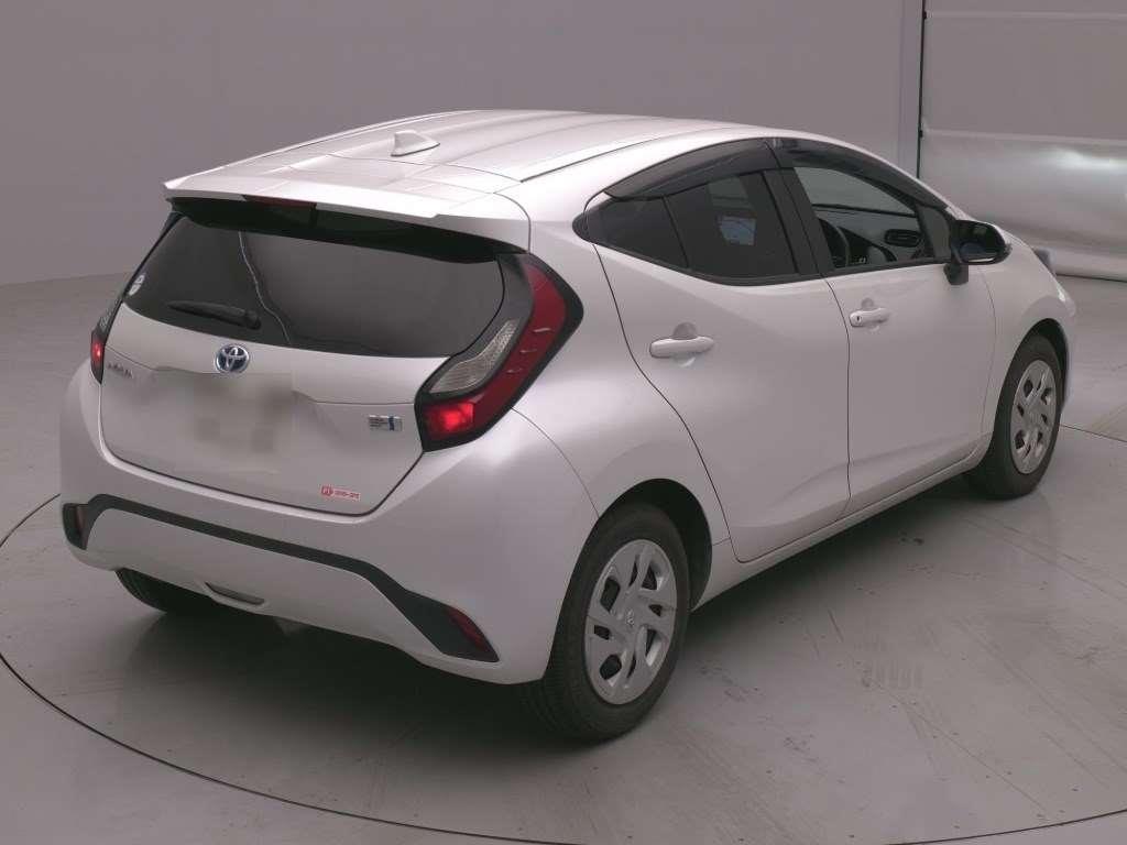 2021 Toyota AQUA