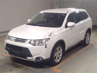 2015 Mitsubishi OUTLANDER - Thumbnail
