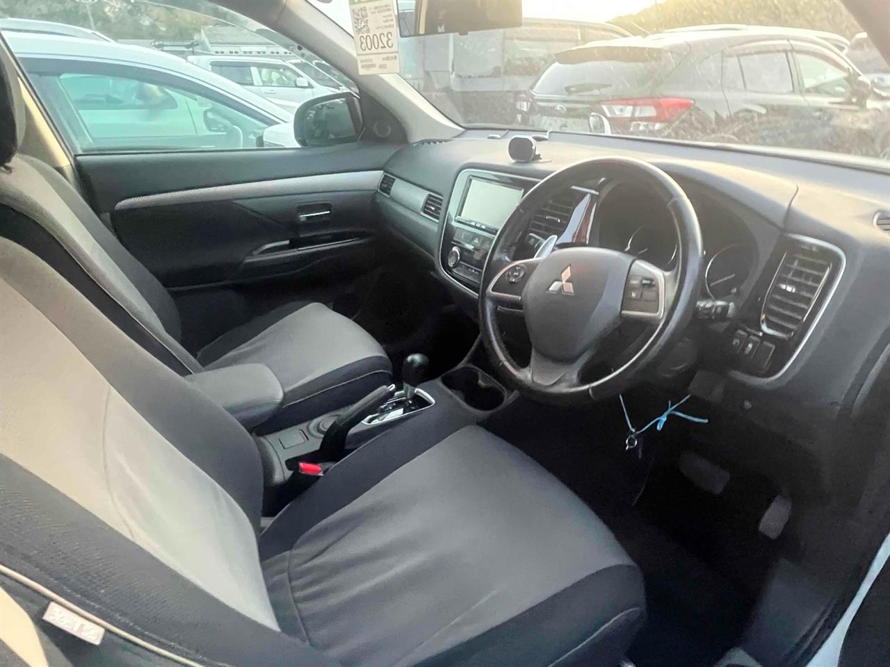 2015 Mitsubishi OUTLANDER