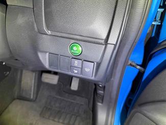 2014 Honda FIT - Thumbnail