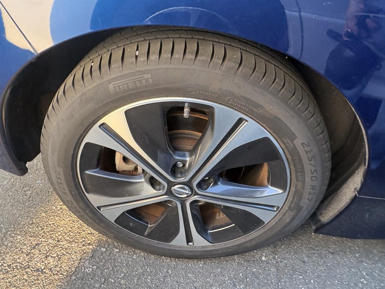 2021 Nissan LEAF