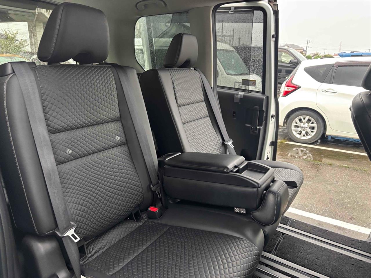 2020 Nissan SERENA