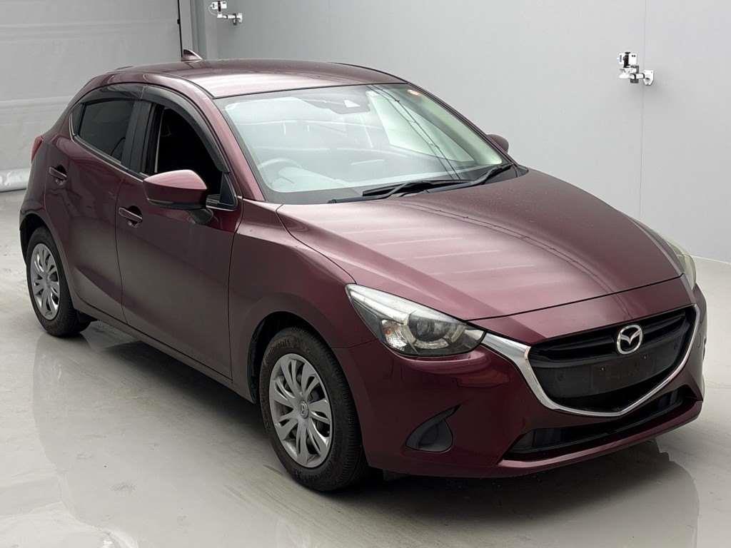 2017 Mazda DEMIO