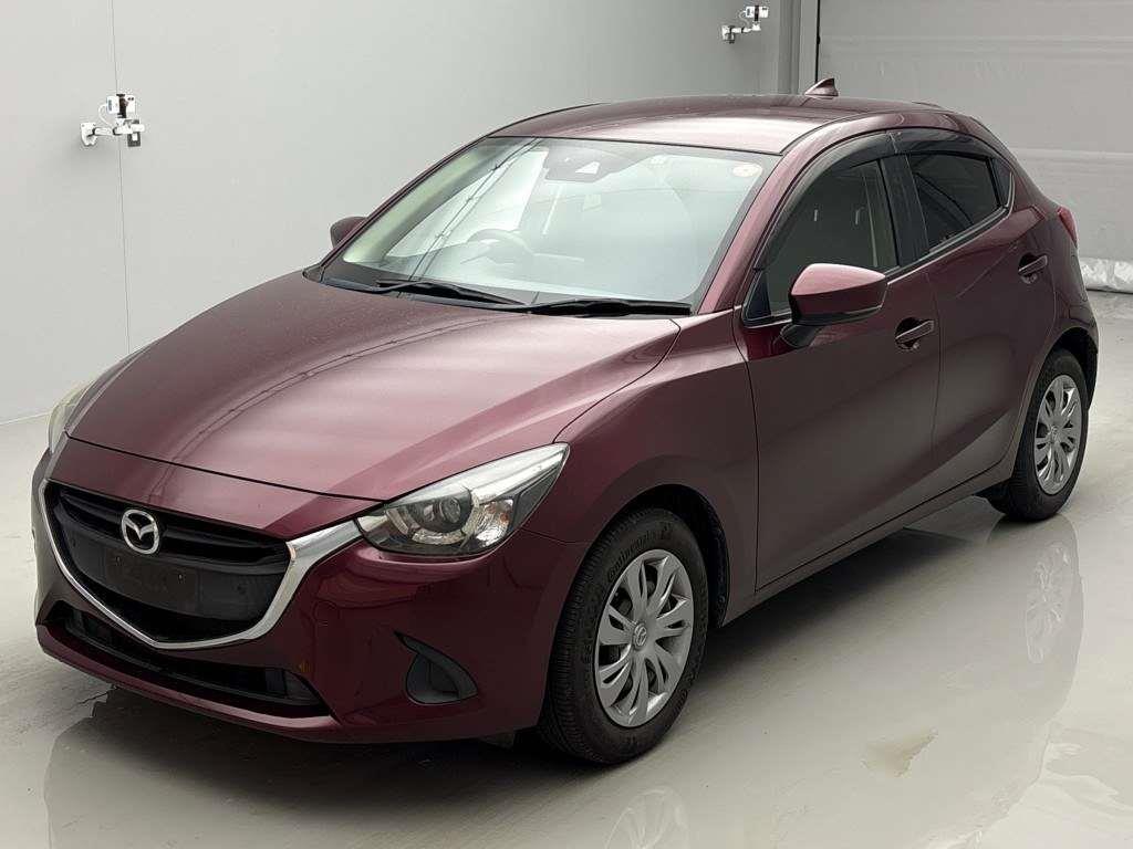 2017 Mazda DEMIO
