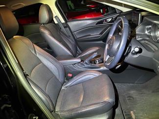 2013 Mazda AXELA - Thumbnail