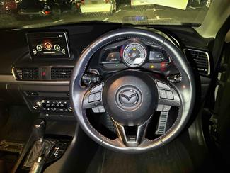 2013 Mazda AXELA - Thumbnail