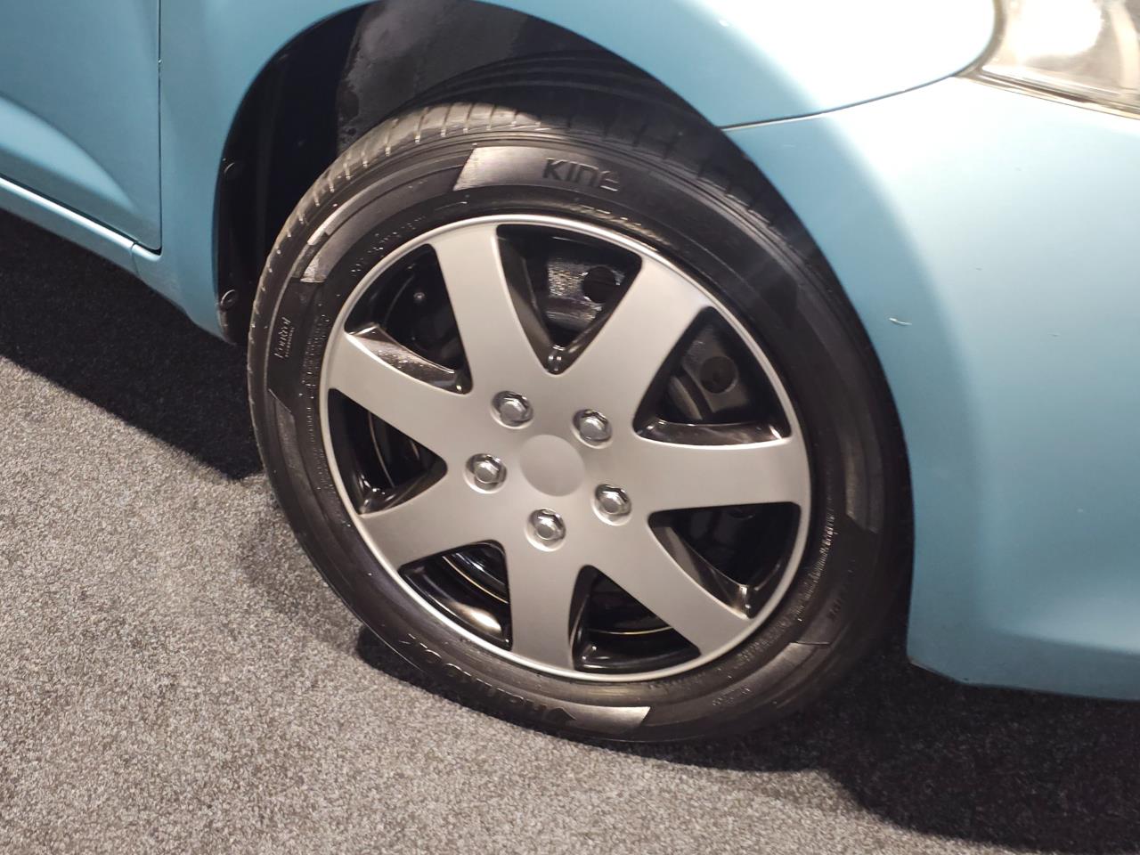 2006 Toyota Ractis