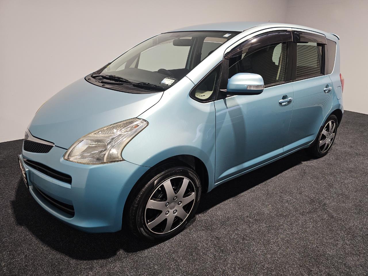 2006 Toyota Ractis