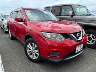 2015 Nissan X-TRAIL - Thumbnail