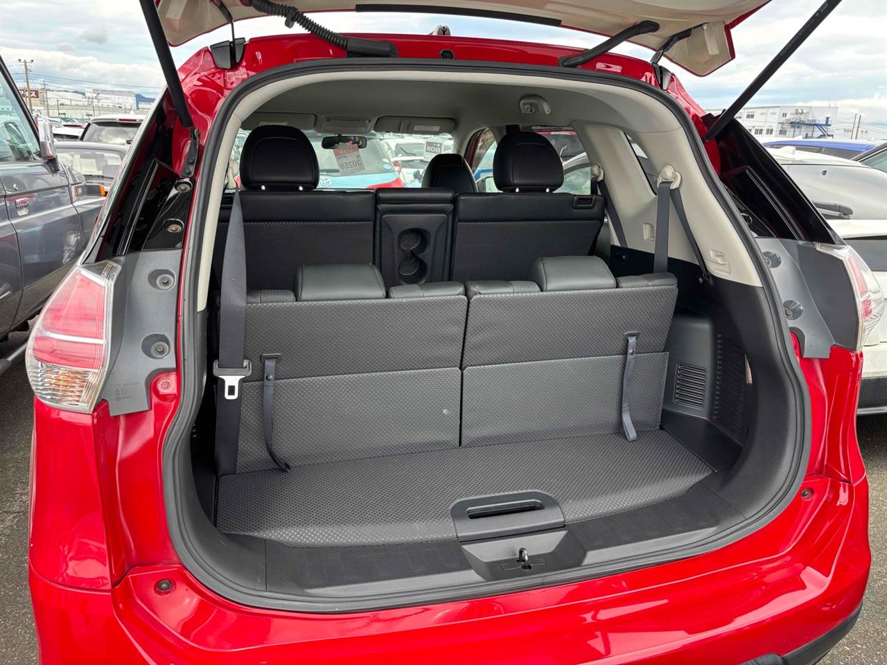 2015 Nissan X-TRAIL