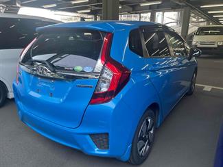 2014 Honda FIT - Thumbnail