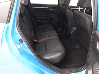 2014 Honda FIT - Thumbnail