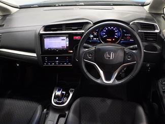 2014 Honda FIT - Thumbnail