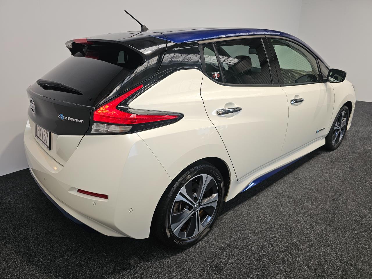 2018 Nissan LEAF