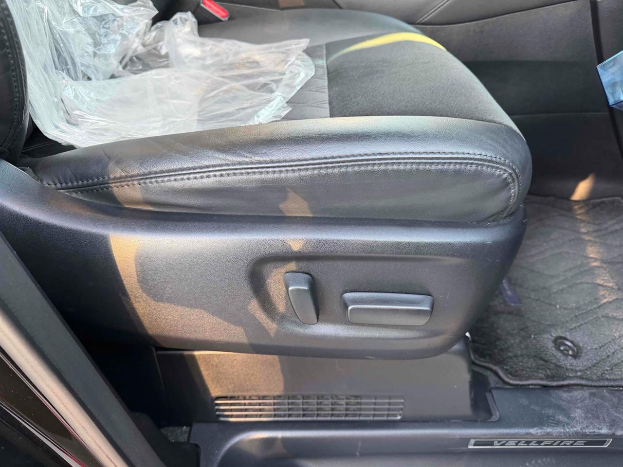 2015 Toyota VELLFIRE