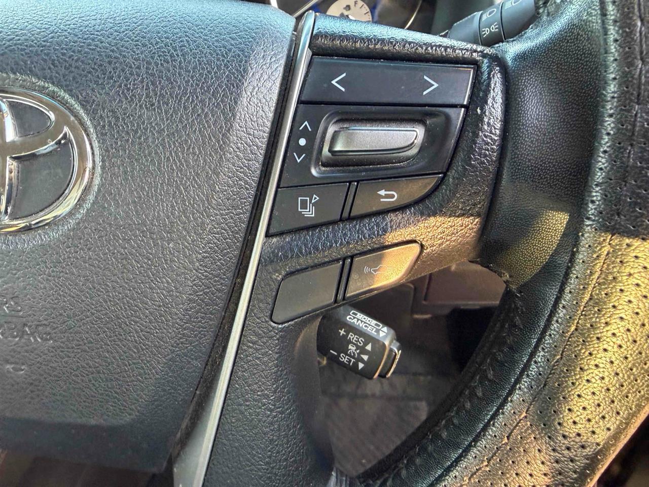 2015 Toyota VELLFIRE