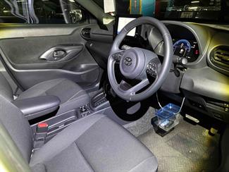2024 Toyota Yaris Cross - Thumbnail