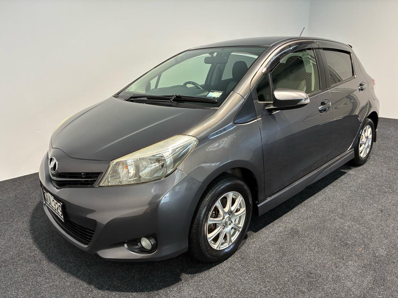 2011 Toyota Vitz