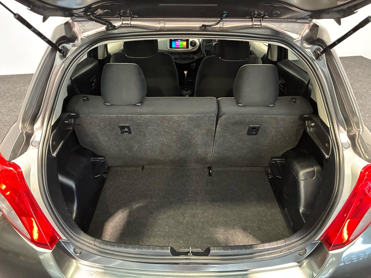 2011 Toyota Vitz