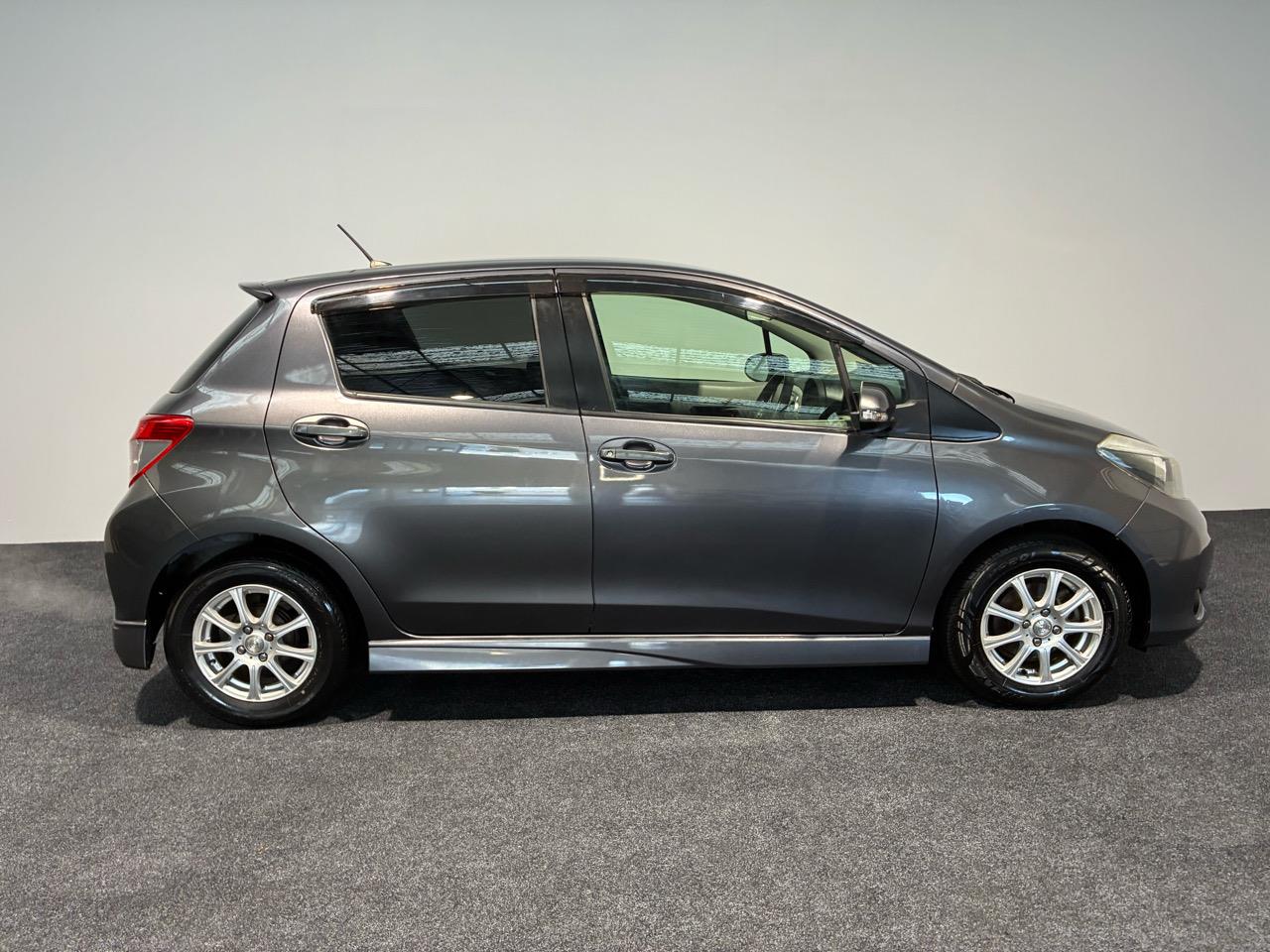 2011 Toyota Vitz
