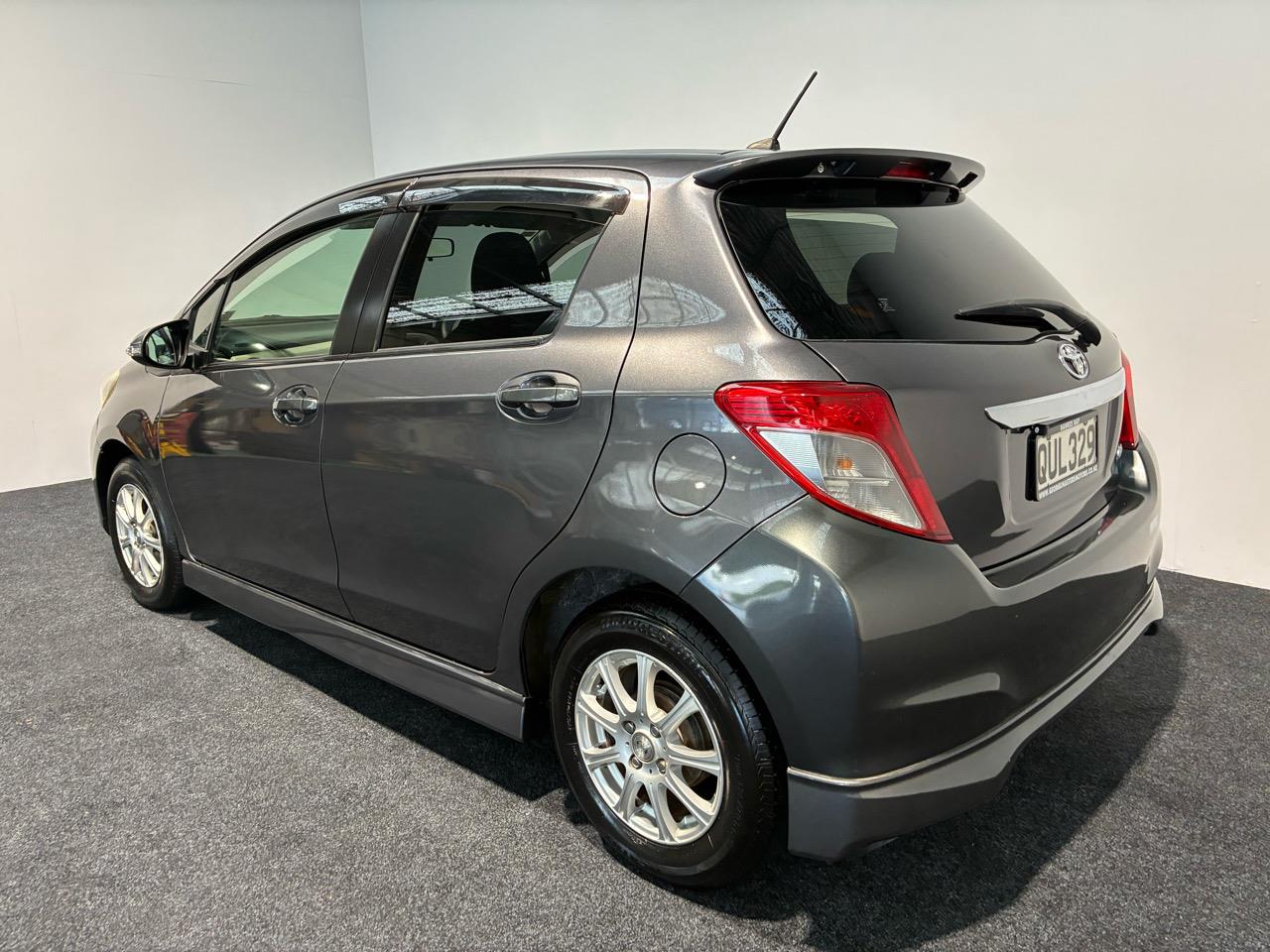 2011 Toyota Vitz