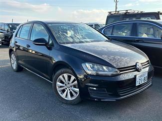 2015 Volkswagen Golf - Thumbnail