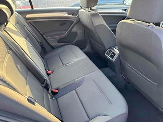 2015 Volkswagen Golf - Thumbnail