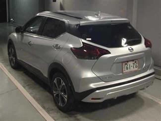 2023 Nissan KICKS - Thumbnail