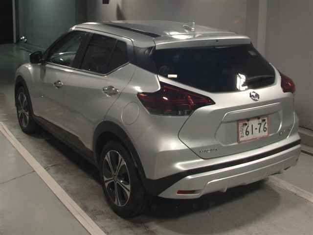2023 Nissan KICKS