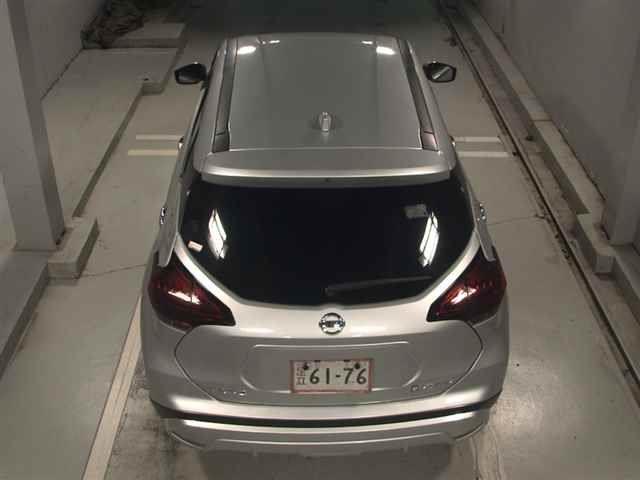2023 Nissan KICKS